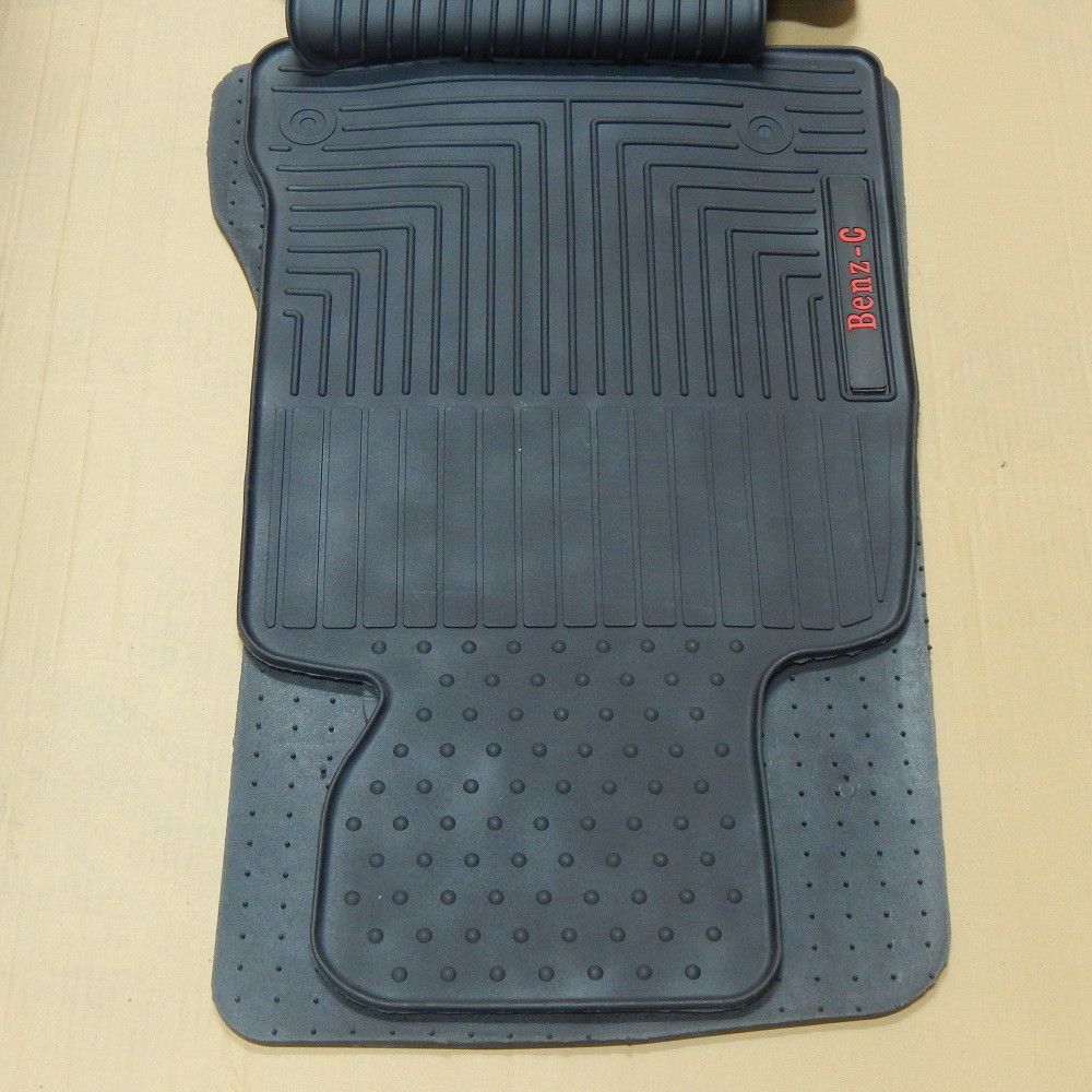 products/1113/gumene patosnice c klasa w204.jpg - TIPSKE AUTO PATOSNICE Mercedes C class, W204 2011-2015 - Xenon Svetla Beograd